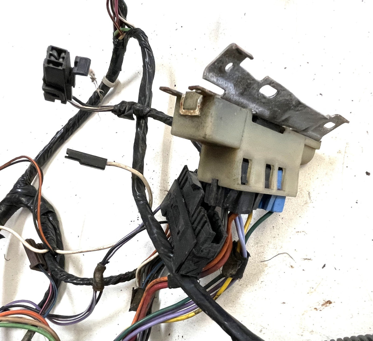 Jeep YJ Wrangler Dash wiring harness fits 87-90 wire fuse block gauges column