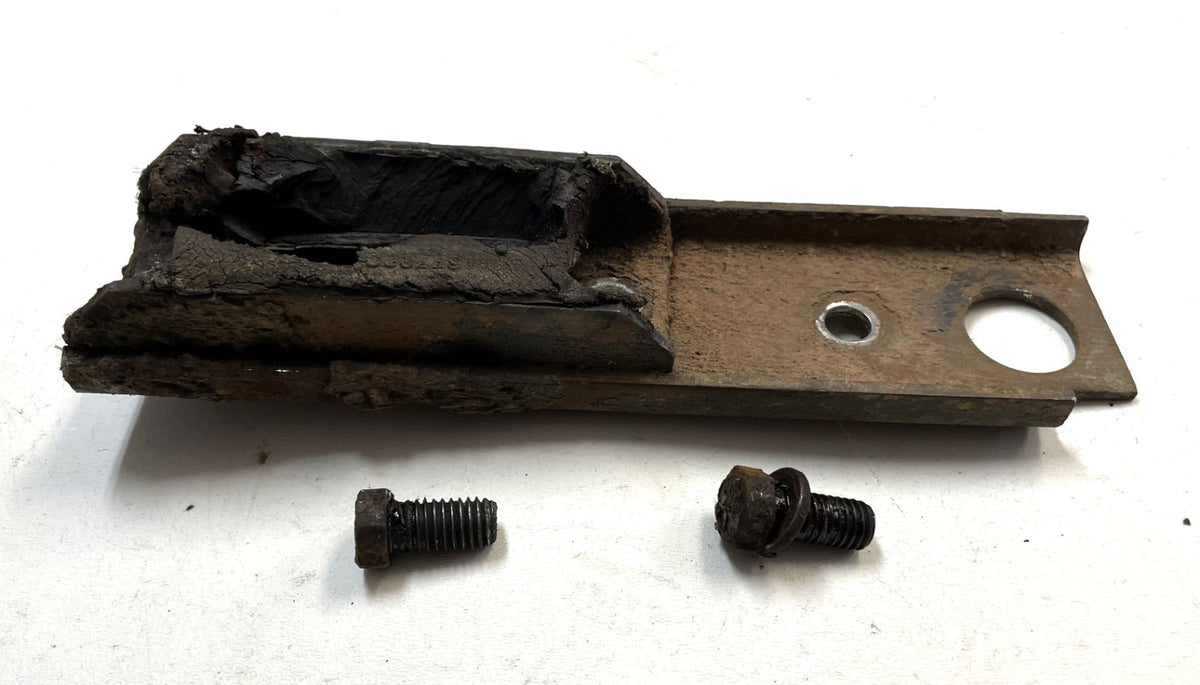 Jeep CJ Transmission Mount bracket bar skidplate CJ5 CJ7 T150 T18 T4 T5 Sr4 10”