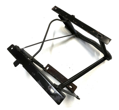 Jeep YJ right front seat bracket folding flip Wrangler 87-90 Passenger side !