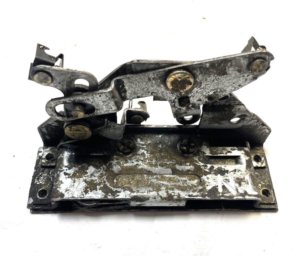Jeep 92-95 YJ Wrangler Driver full Door striker latch catch Left Side  READ AD