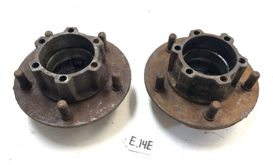 Jeep CJ5 drum brake bearing hub Dana 27  front axle (pair)