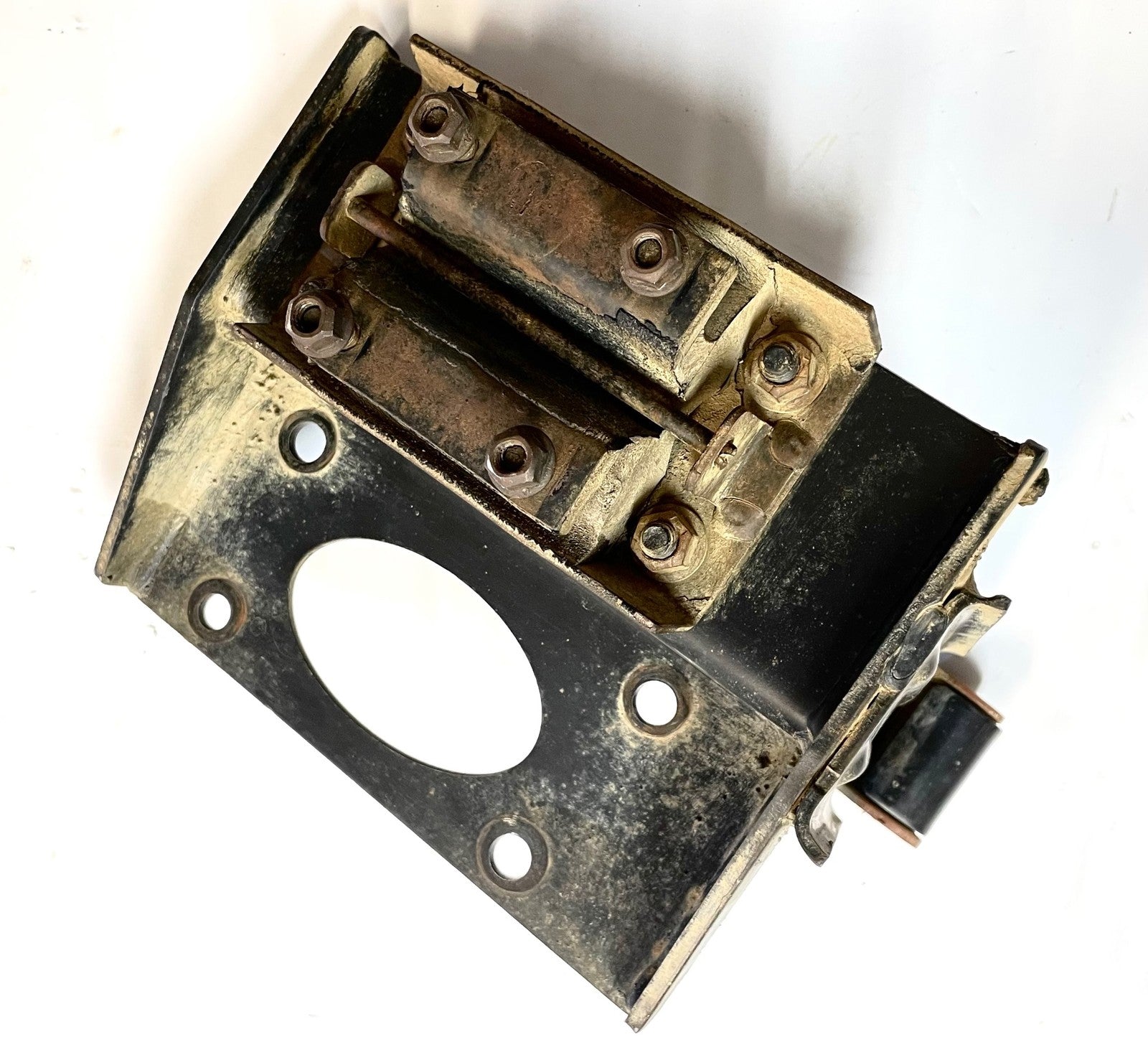 Jeep TJ Automatic Transmission Mount Bracket 42rle 03 04 05 06 Wrangler 4.0