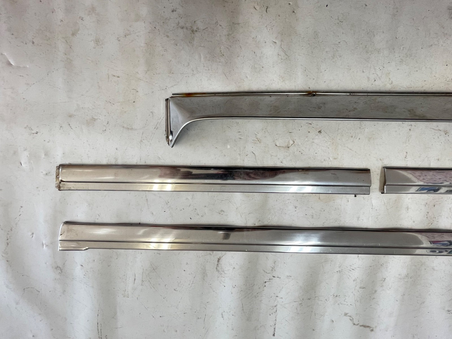 Jeep Wagoneer chrome trim back door right side driver