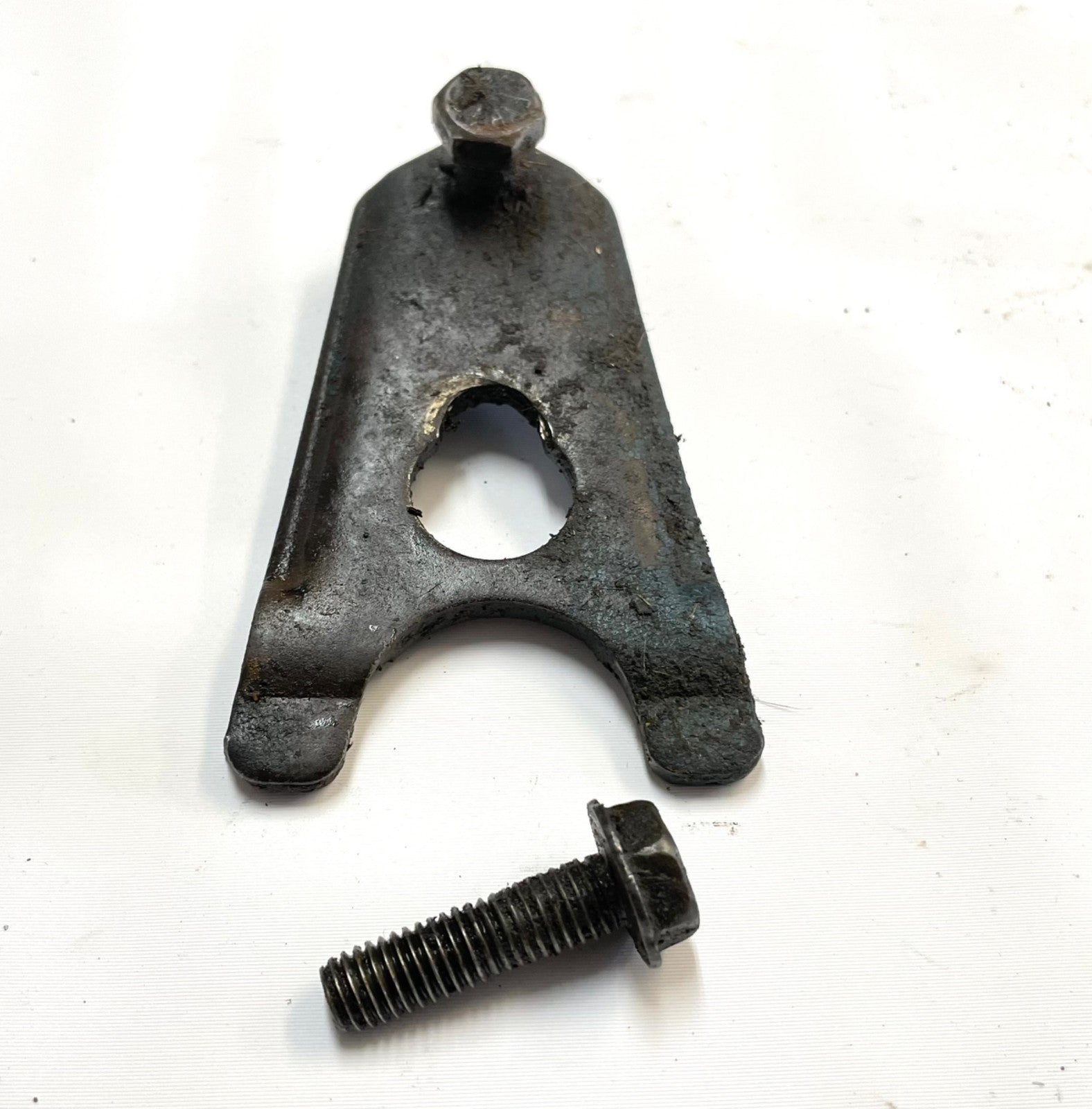 Jeep CJ distributor clamp GM iron duke 4 cylinder 151ci 2.5 CJ5 CJ7 CJ8 AMC