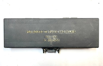 Jeep TJ Fuse Box Cover Lid 97-00 Wrangler 56009713 engine compartment FREE SHIP