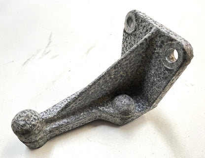 Jeep Wrangler TJ YJ 91-99 4.0 Engine Alternator Lower Mounting Bracket 53007607