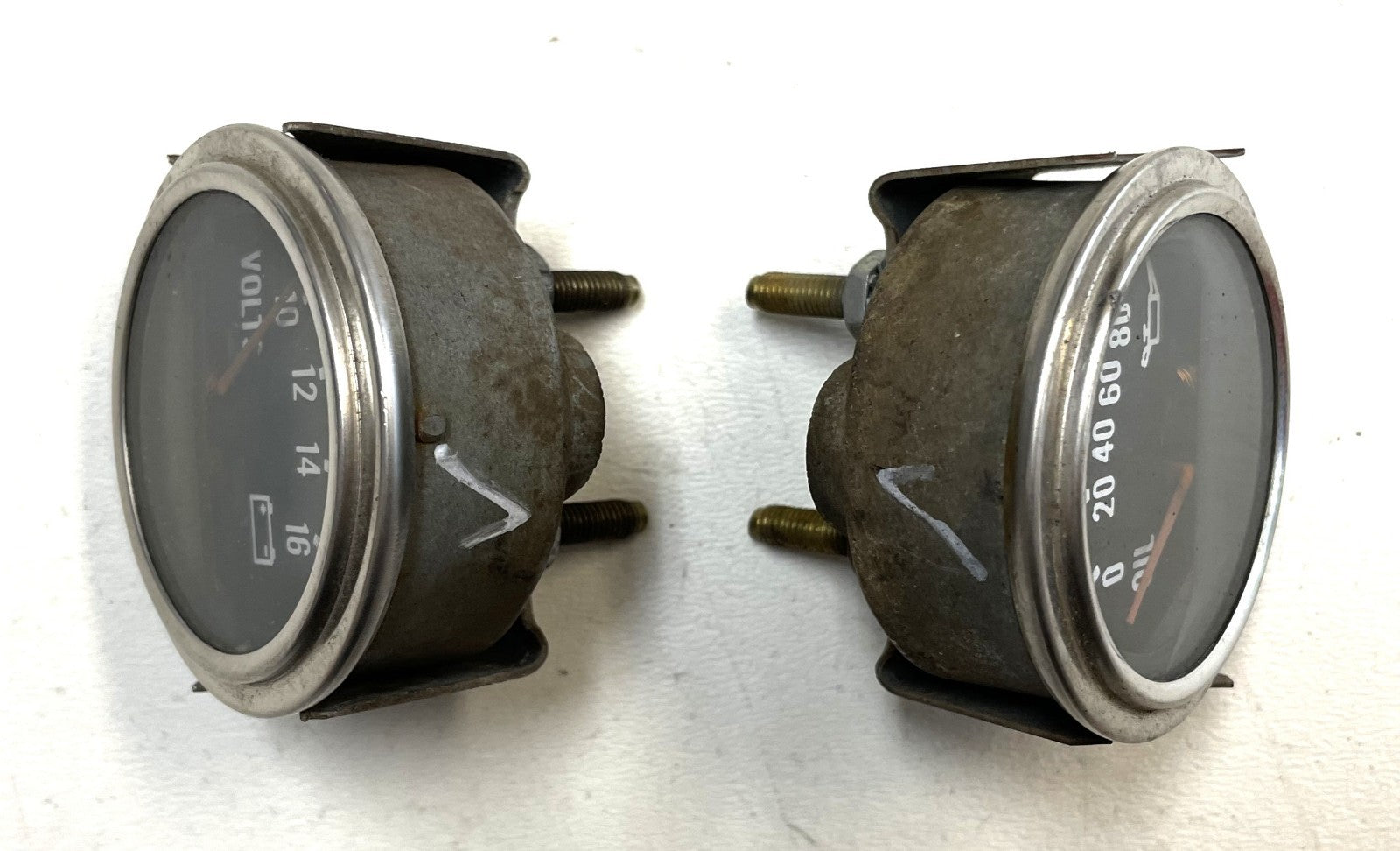 Jeep CJ Oil Pressure Volt Gauge Factory Faria CJ5 CJ7 CJ8 AMC Gauges Battery!!