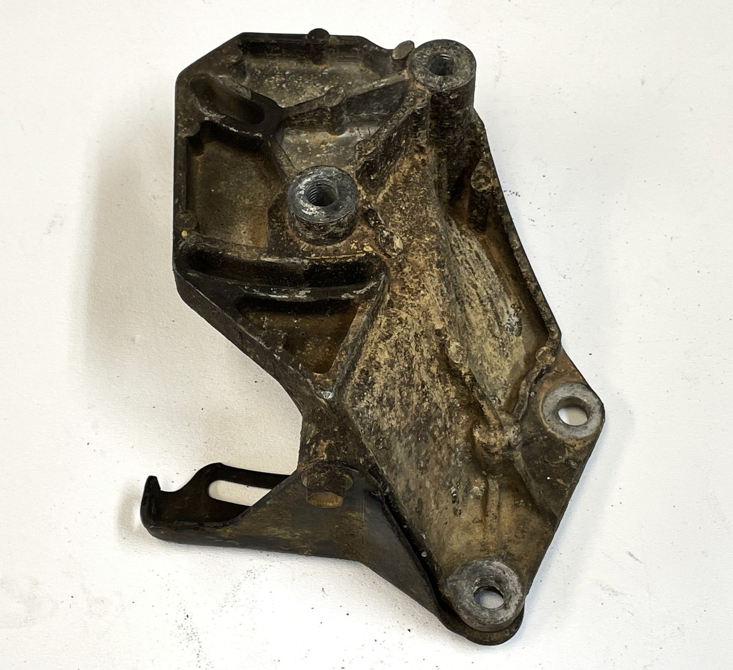 Jeep 4.0 Power Steering Bracket 8953002910-D fits 87-90 XJ Cherokee MJ Comanche