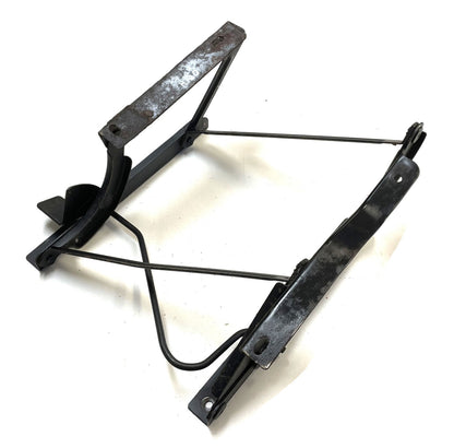 Jeep YJ right front seat bracket folding flip Wrangler 87-90 Passenger side !