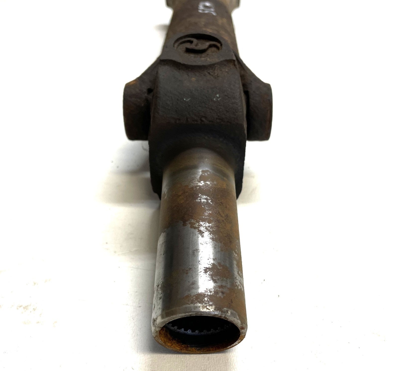Jeep YJ Wrangler rear drive shaft 14.5” BIG u-joint back 4 cyl manual fits 94 95