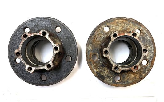 Jeep CJ disc brake bearing hub Dana 30 fits 78-81 CJ5 CJ7 6 bolt hubs (pair)