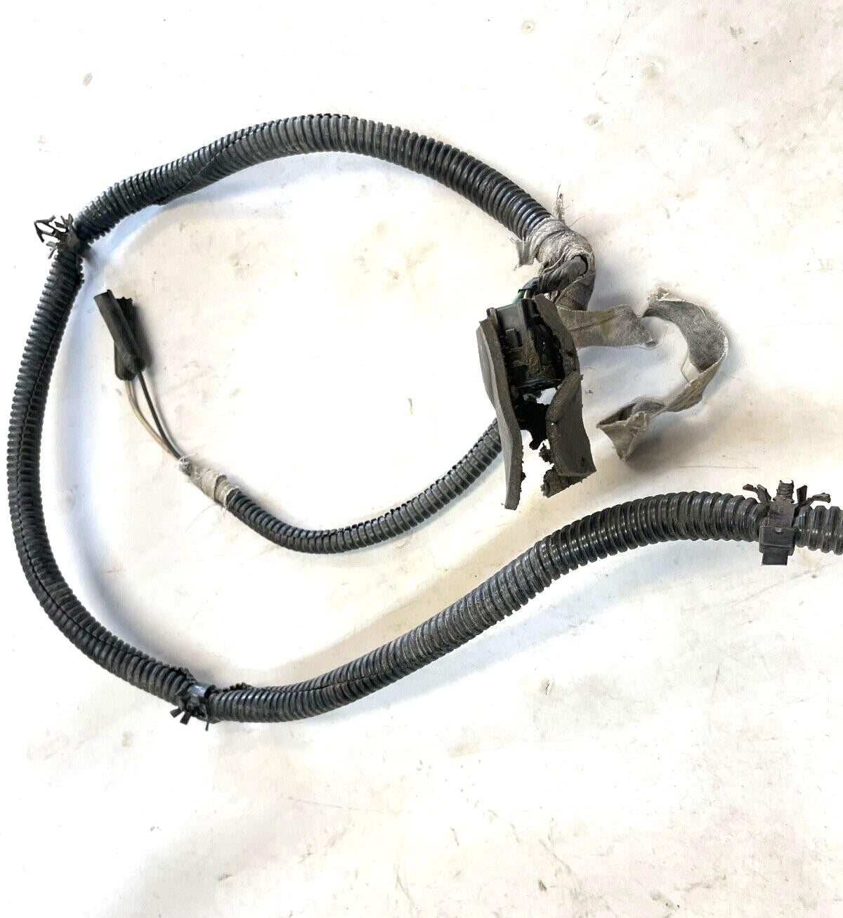 Jeep TJ Tail Light Wiring Harness  Wire connector 98-02 Wrangler 56010164AD