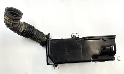 Jeep YJ 2.5 Four Cylinder Air Cleaner Filter Box Intake Tube Fits 91-95 Wrangler