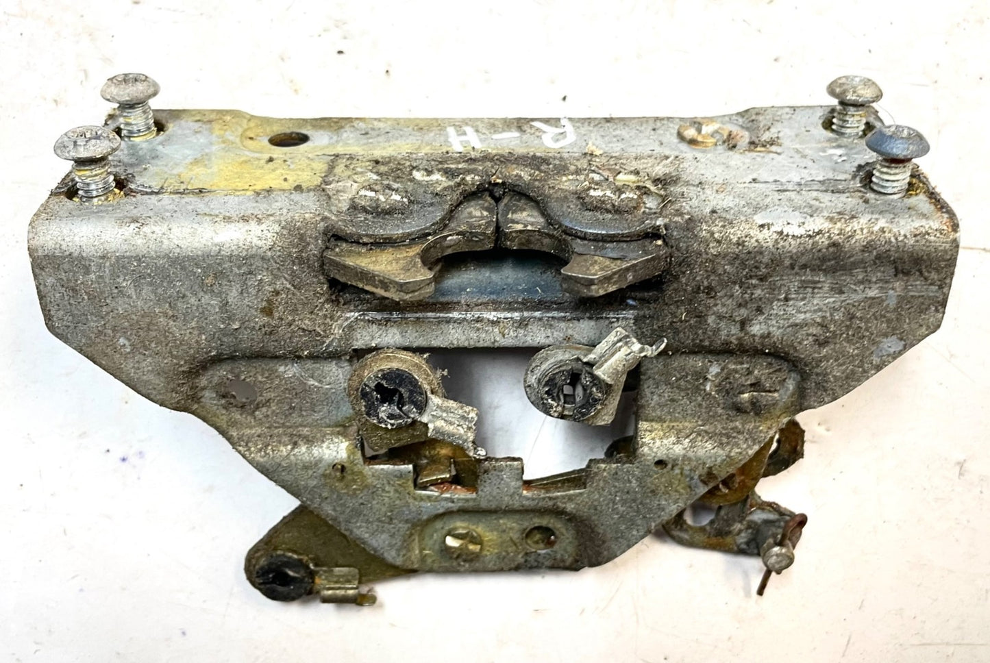 Jeep CJ YJ passenger door striker Right Latch catch 81-90 CJ7 Wrangler