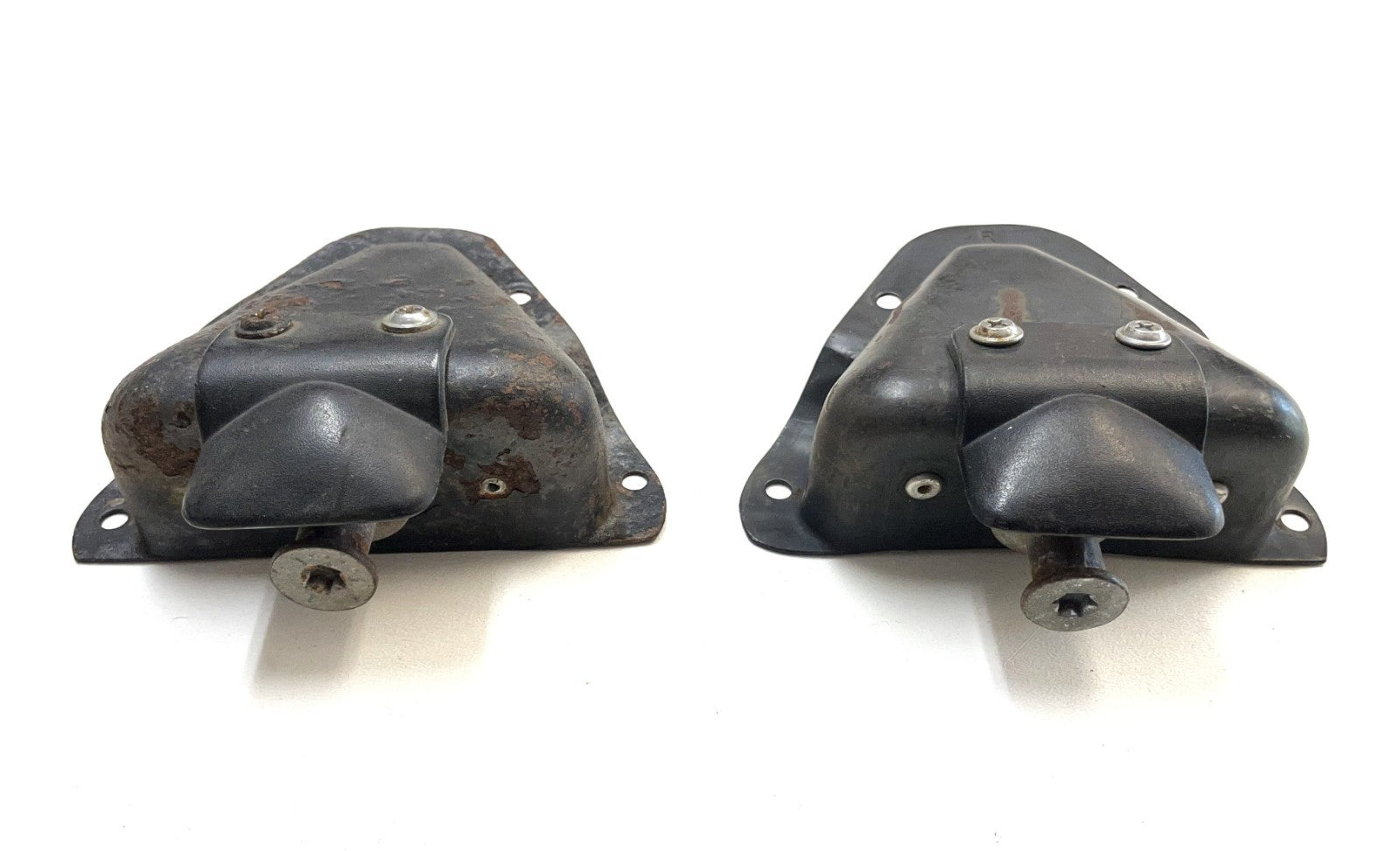 Jeep CJ7 YJ Door Strikers Striker Set Latch Pin Left Right 81-95 CJ Wrangler