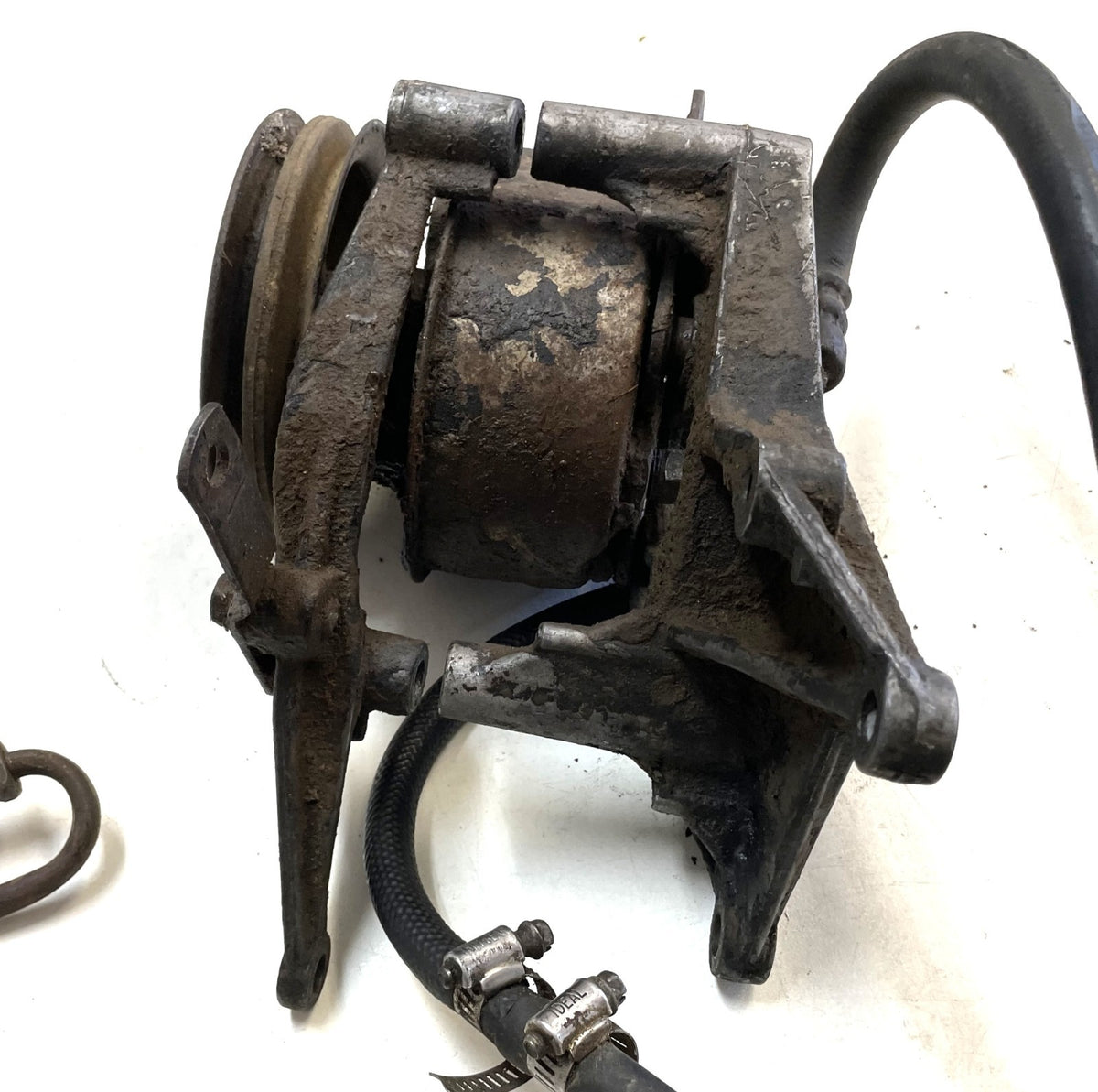 Jeep V8 power steering pump n brackets AMC 304 360 401 CJ5 CJ7 J10 Wagoneer FSJ!