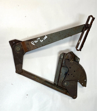 Jeep passenger back side door window regulator Cherokee Wagoneer FSJ right Crank