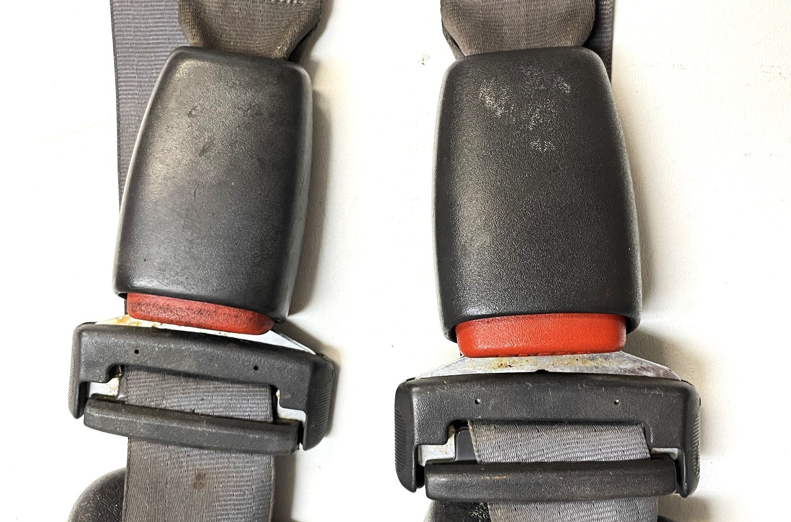 Jeep TJ Rear Seat Belts fit 97-02 Wrangler Shoulder Belt Female Buckle Back Seat