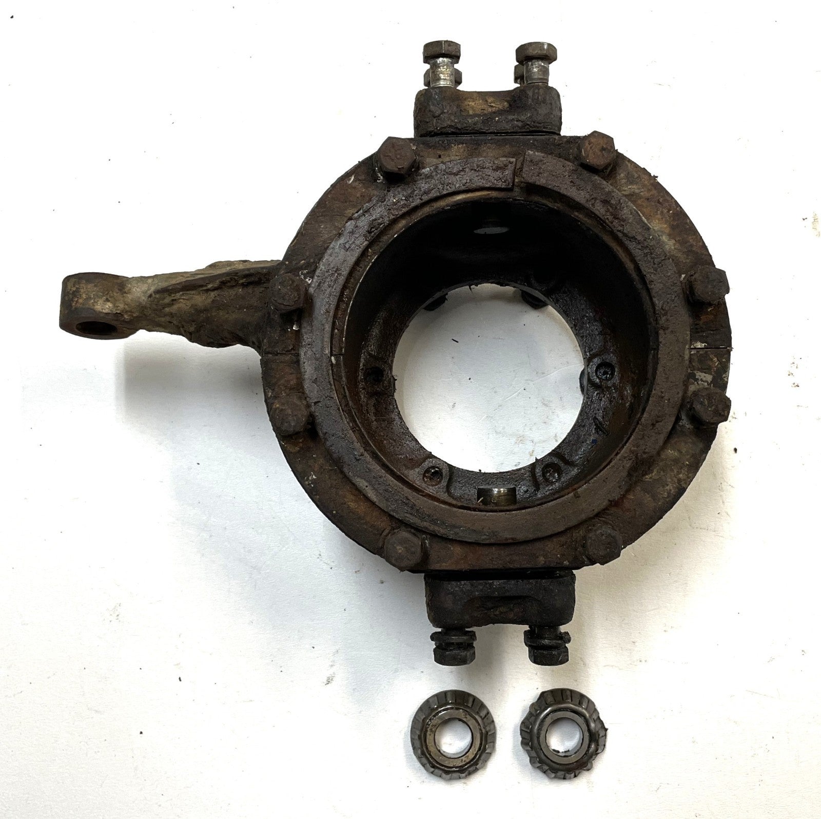 Jeep CJ5 Jeepster dana 27  steering knuckles left / right FREE SHIPPING