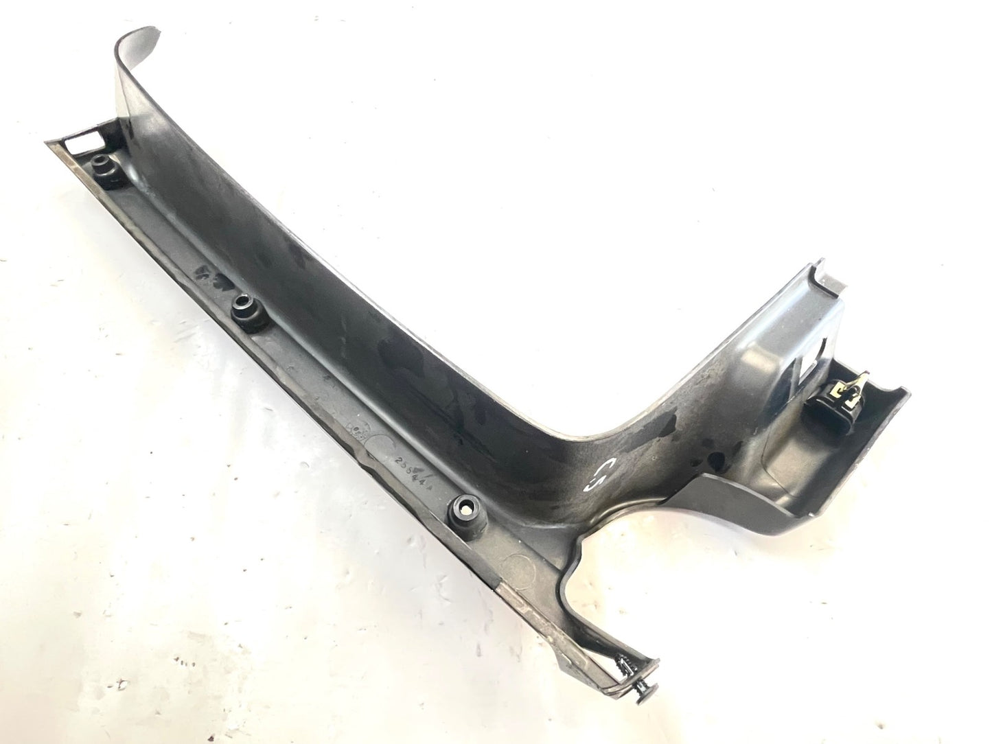 Jeep TJ Wrangler Windshield Trim plastic outer panels left right fits 03-06