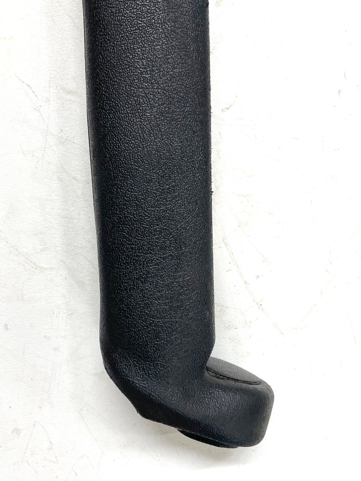Jeep YJ Right Side Female Seat Belt End 92-95 Wrangler Long Passenger Buckle