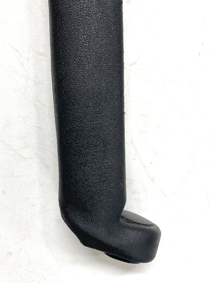 Jeep YJ Right Side Female Seat Belt End 92-95 Wrangler Long Passenger Buckle