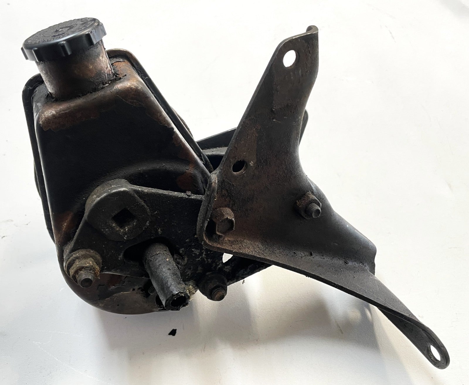 Jeep CJ5 CJ7 YJ 4.2 Six Cylinder Power Steering Pump Brackets Wrangler 258ci