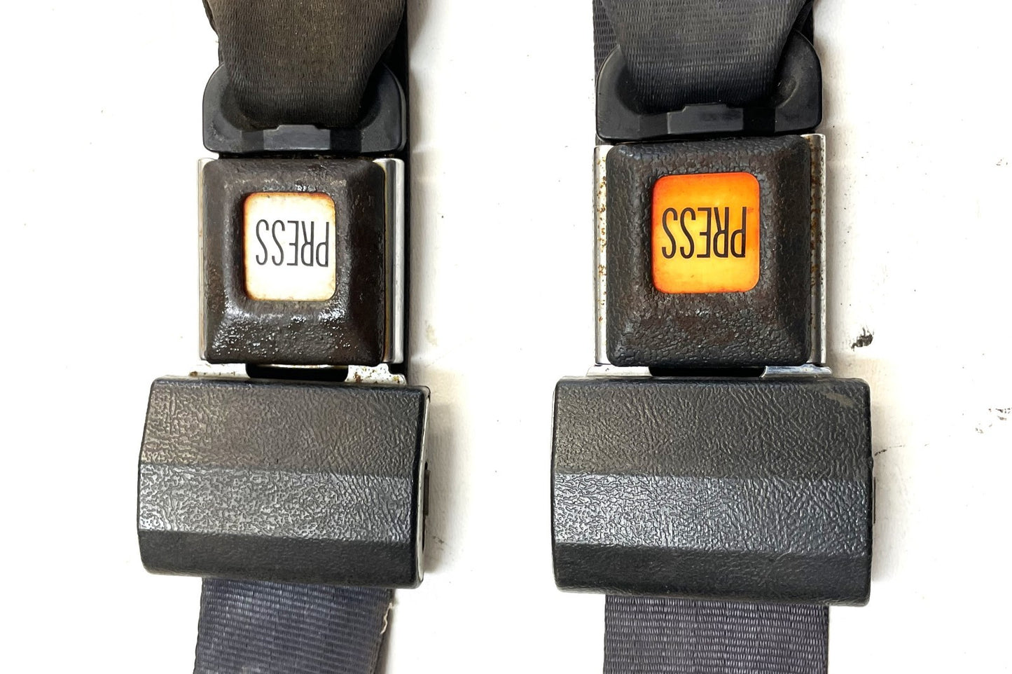 Jeep YJ rear seat belts shoulder belt female buckle back fits 92-95 Wrangler