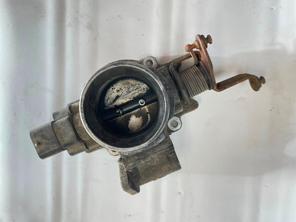 91-95 Jeep Wrangler YJ 4 Cylinder 2.5 L Throttle Body 53030843 2.5L 6 cyl OEM