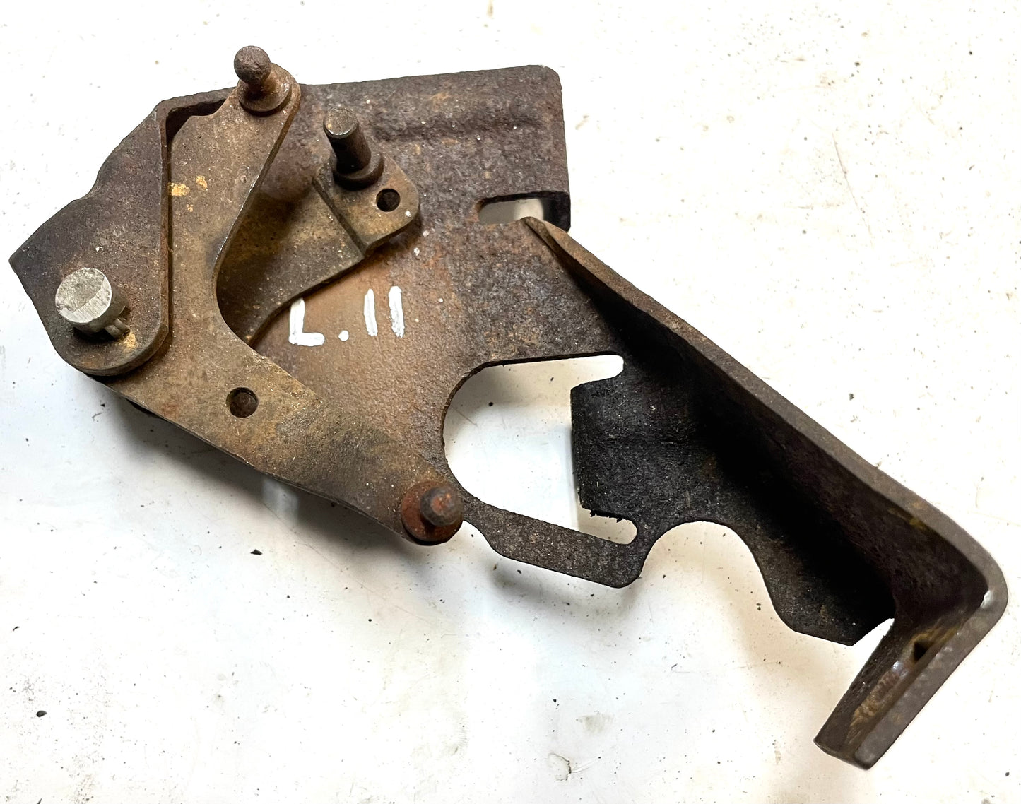 Jeep CJ 6 cylinder throttle linkage 2 barrel carburetor CJ5 CJ7 258 232 4.2