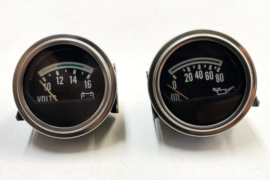 Jeep CJ Oil Pressure Volts Gauge Factory Faria CJ5 CJ7 CJ8 AMC Gauges Battery