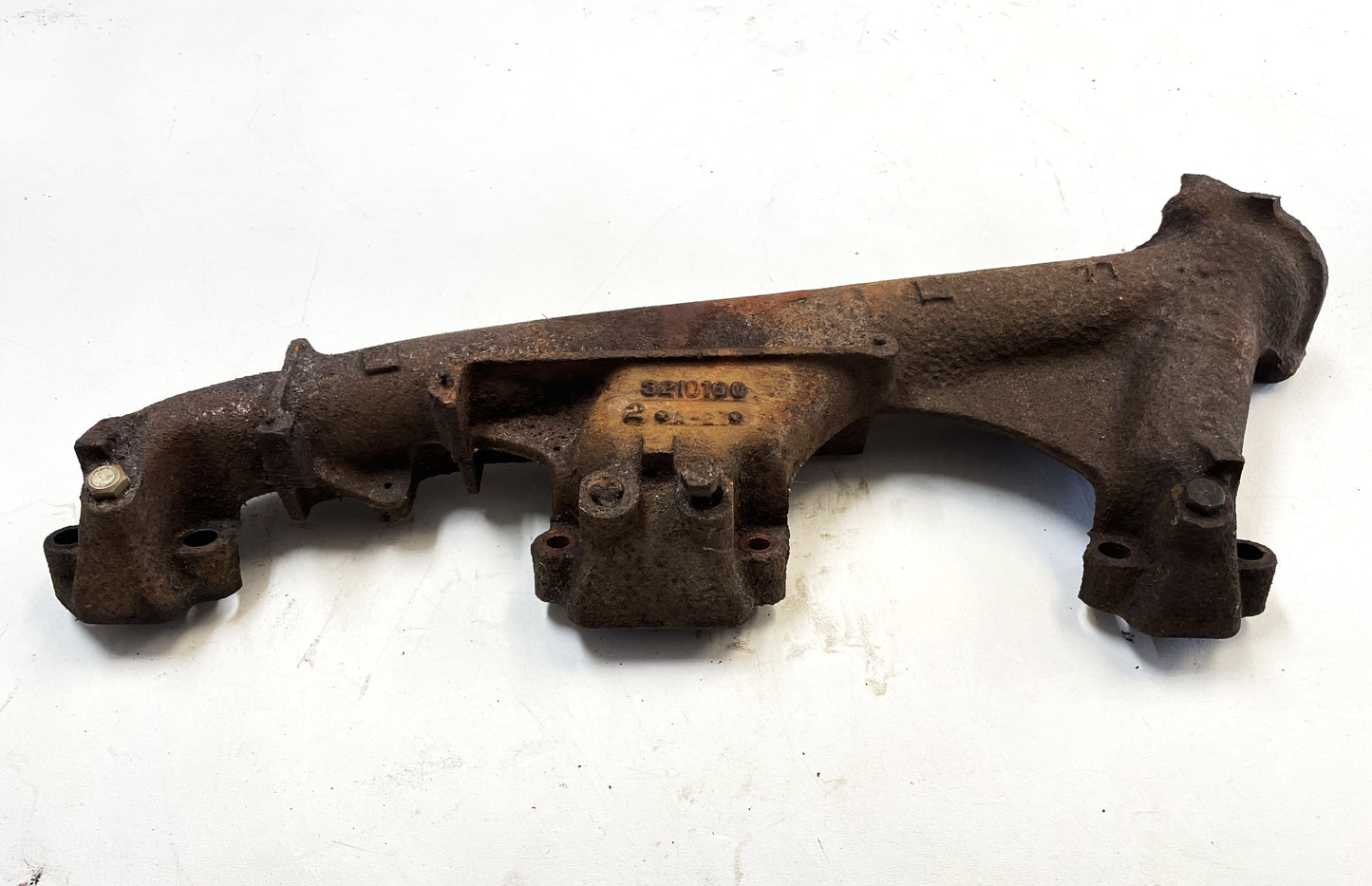 Jeep V8 Exhaust Manifold Right CJ5 CJ7 CJ8 3210160 Passenger AMC 304