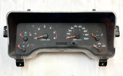 05-06 Jeep TJ gauge cluster 56010678AE Gauge Speedometer 142,000 instrument