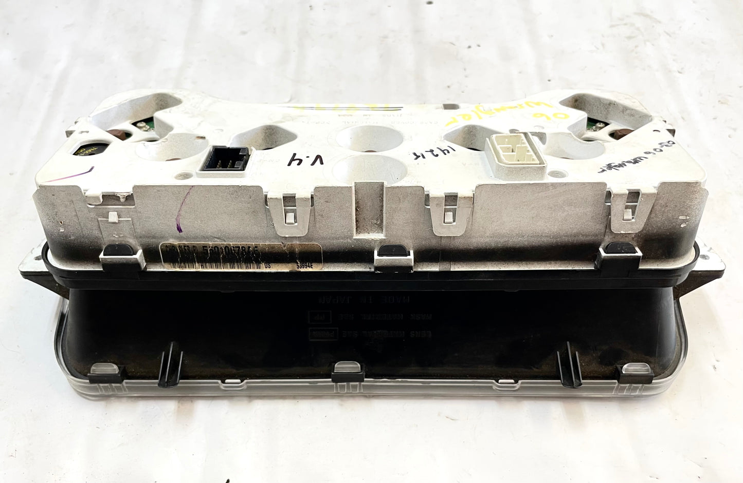 05-06 Jeep TJ gauge cluster 56010678AE Gauge Speedometer 142,000 instrument