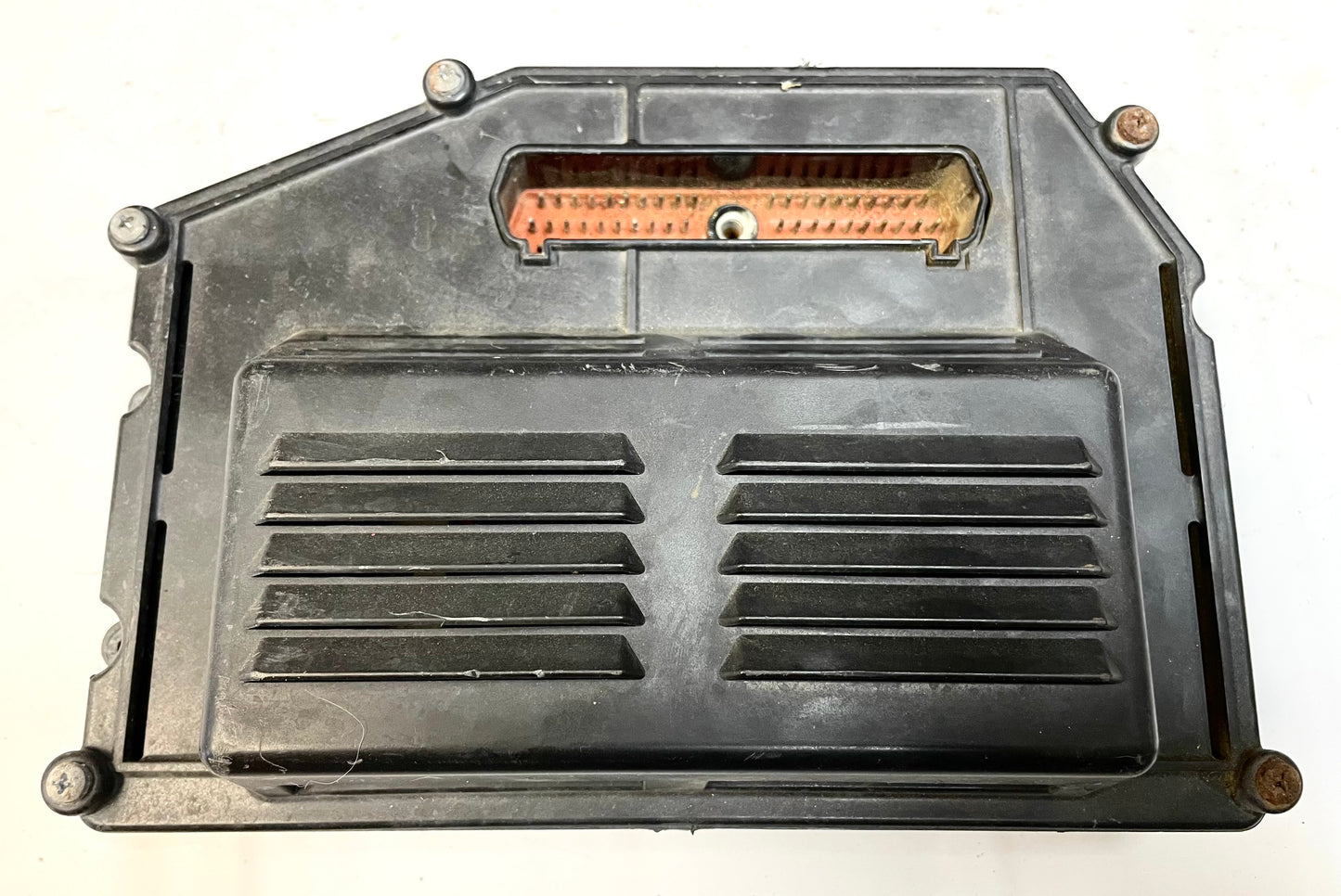 Computadora ECM Jeep YJ 56005720 4.0 6 cilindros PCM manual Wrangler 91-95 