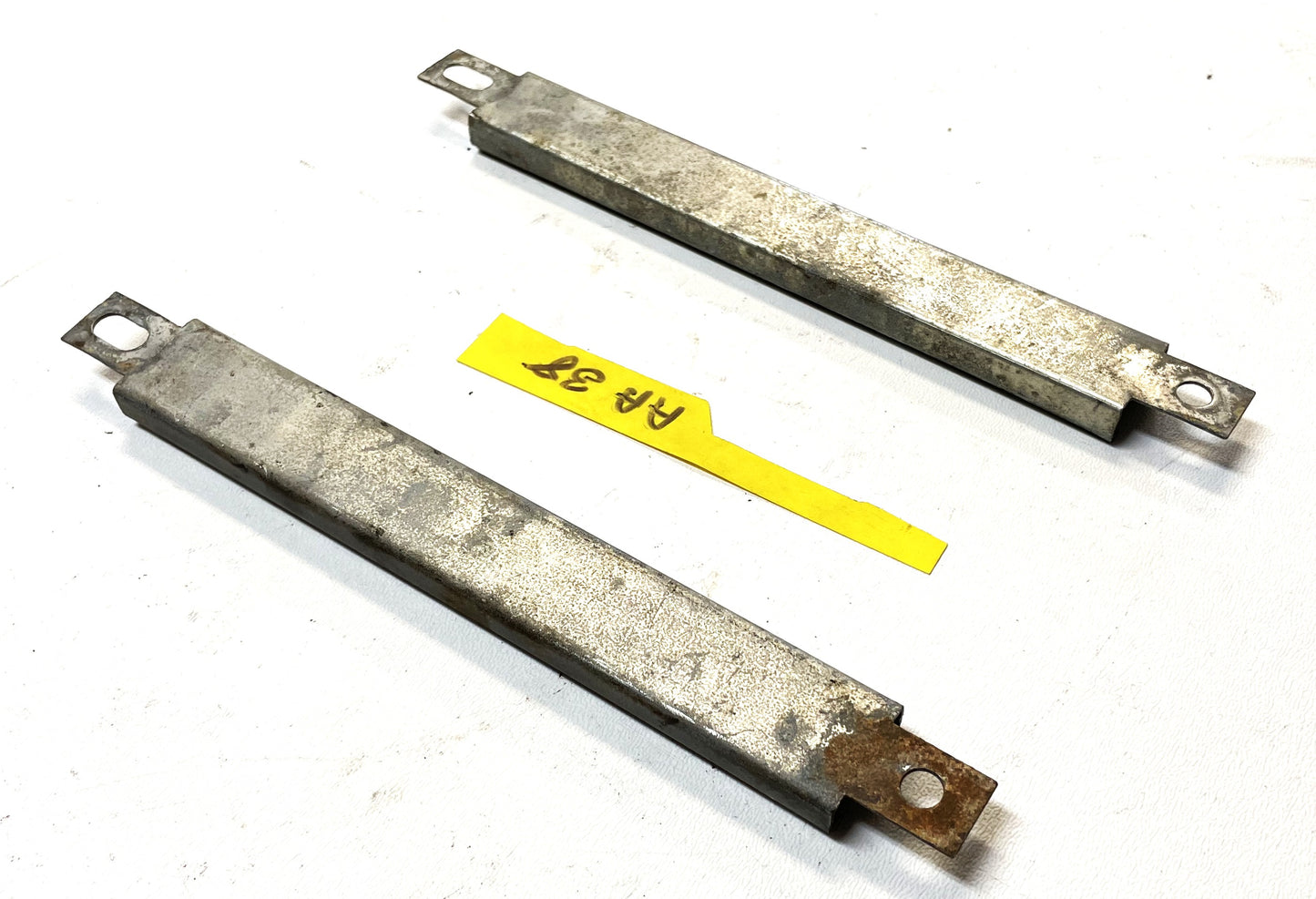 Jeep Window Regulator Guide Slide Track Channel Door YJ CJ7 Wrangler Glass