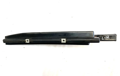 Espaciador de moldura de ventana de puerta rígida del lado izquierdo de Jeep TJ 55176569AB ventilación Wrangler Conductor 