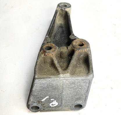Jeep Wrangler TJ YJ 91-99 4.0 Engine Alternator Lower Mounting Bracket 53007607