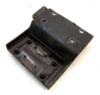 Jeep Wrangler TJ 97-04 AX15 NV3550 Manual Transmission Mount Plate Bracket