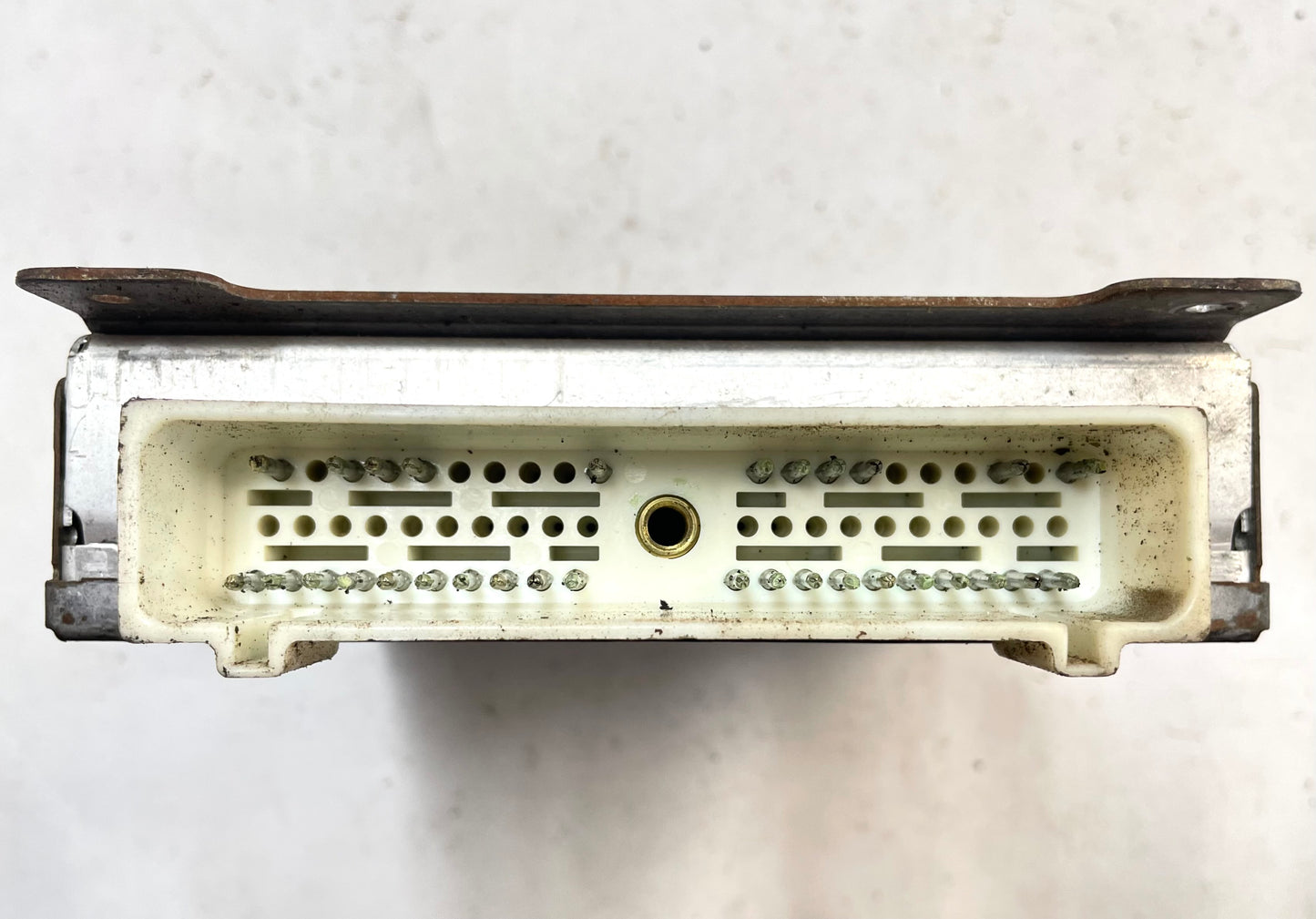 Computadora del motor Jeep YJ CJ7 4.2 ECU de 6 cilindros ECM 8933001749 E4FF-12A651-PA