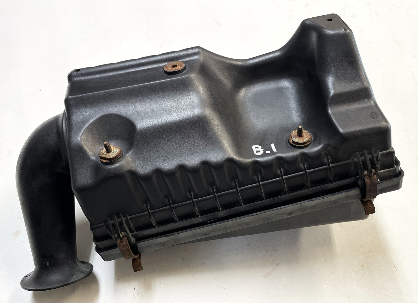 Jeep 05-06 TJ Wrangler 4.0 Air Cleaner Six Cylinder Filter Box Fresh Air Intake