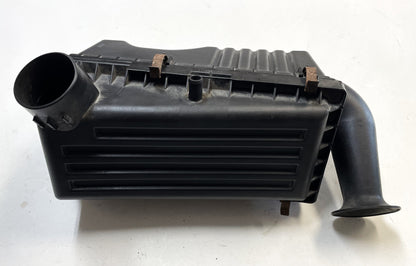 Jeep 05-06 TJ Wrangler 4.0 Air Cleaner Six Cylinder Filter Box Fresh Air Intake