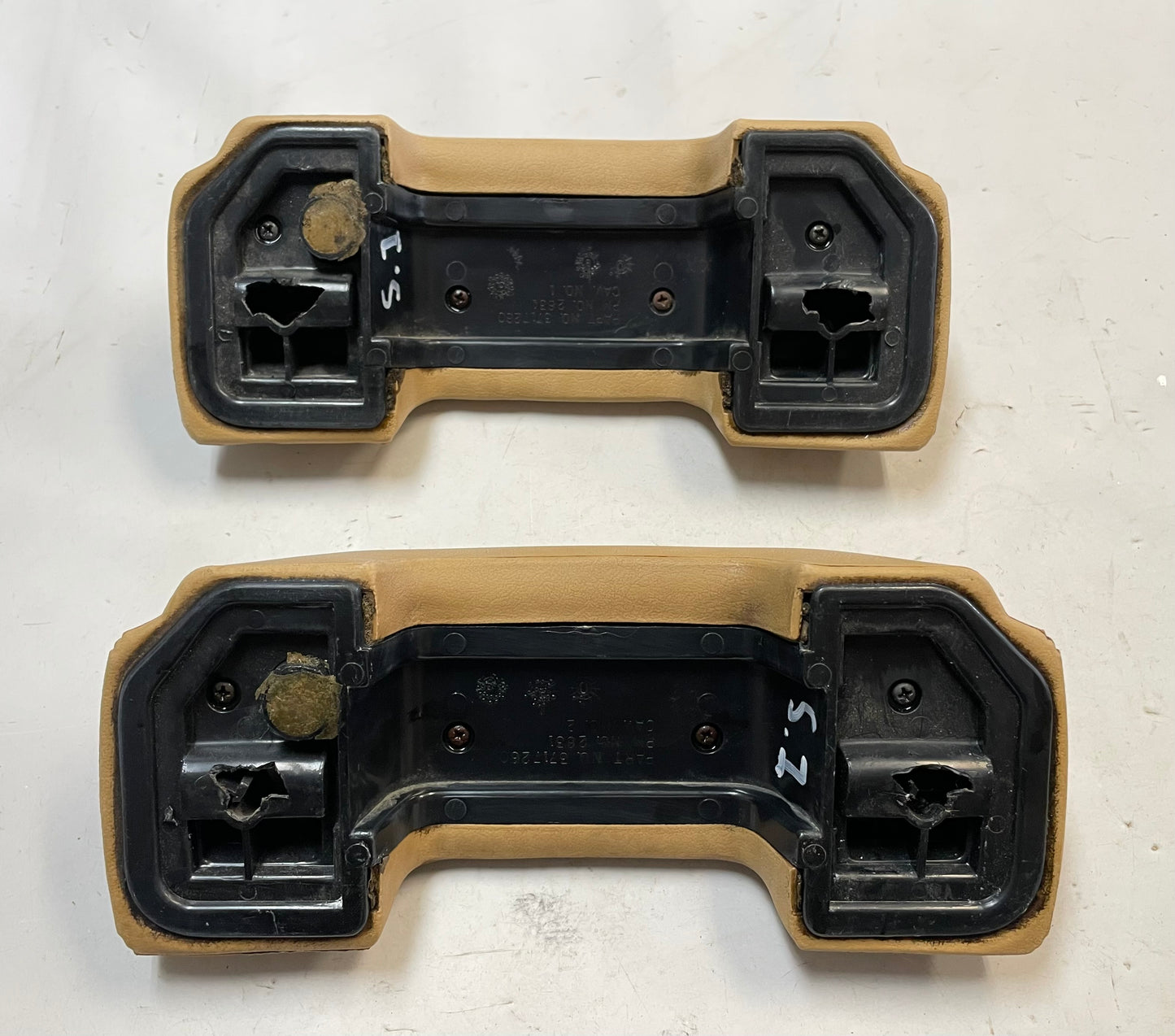 Apoyabrazos para Jeep Grand Wagoneer, manija interior de la puerta trasera, color tostado claro SJ FSJ. 