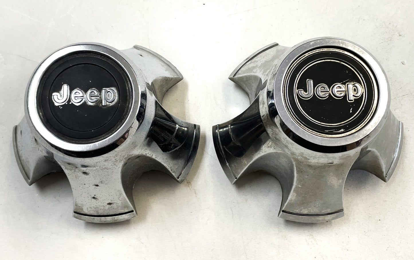 ¡Tapacubos cromados para ruedas traseras Jeep CJ Laredo, centros de tapacubos AMC CJ5 CJ7 CJ8! 