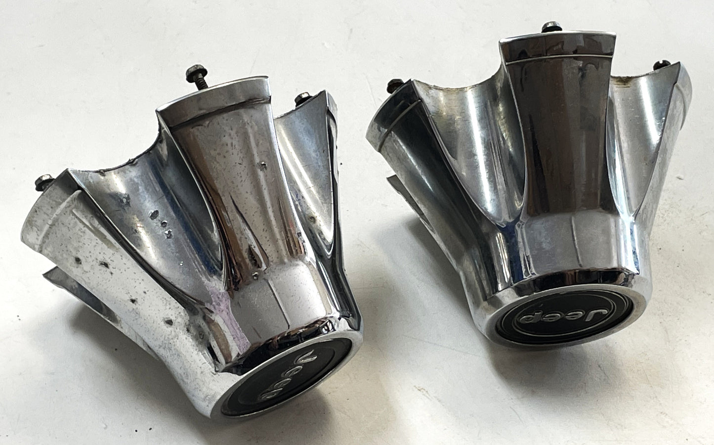 ¡Tapacubos cromados para ruedas traseras Jeep CJ Laredo, centros de tapacubos AMC CJ5 CJ7 CJ8! 