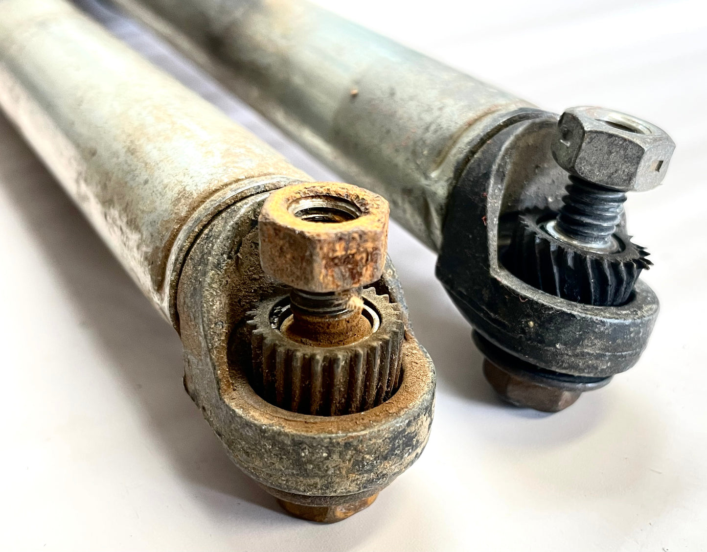 Jeep CJ7 CJ8 hard top lifters back hatch shocks with bolts rear lift gate shock