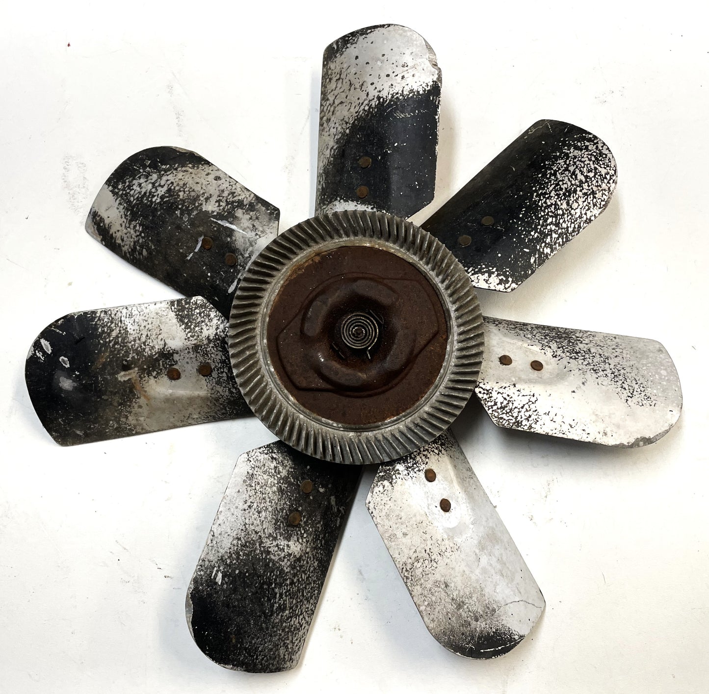 Jeep CJ V8 Cooling Fan CJ7 CJ5 CJ8 304 360 J10 Cherokee Wagoneer AMC has Clutch