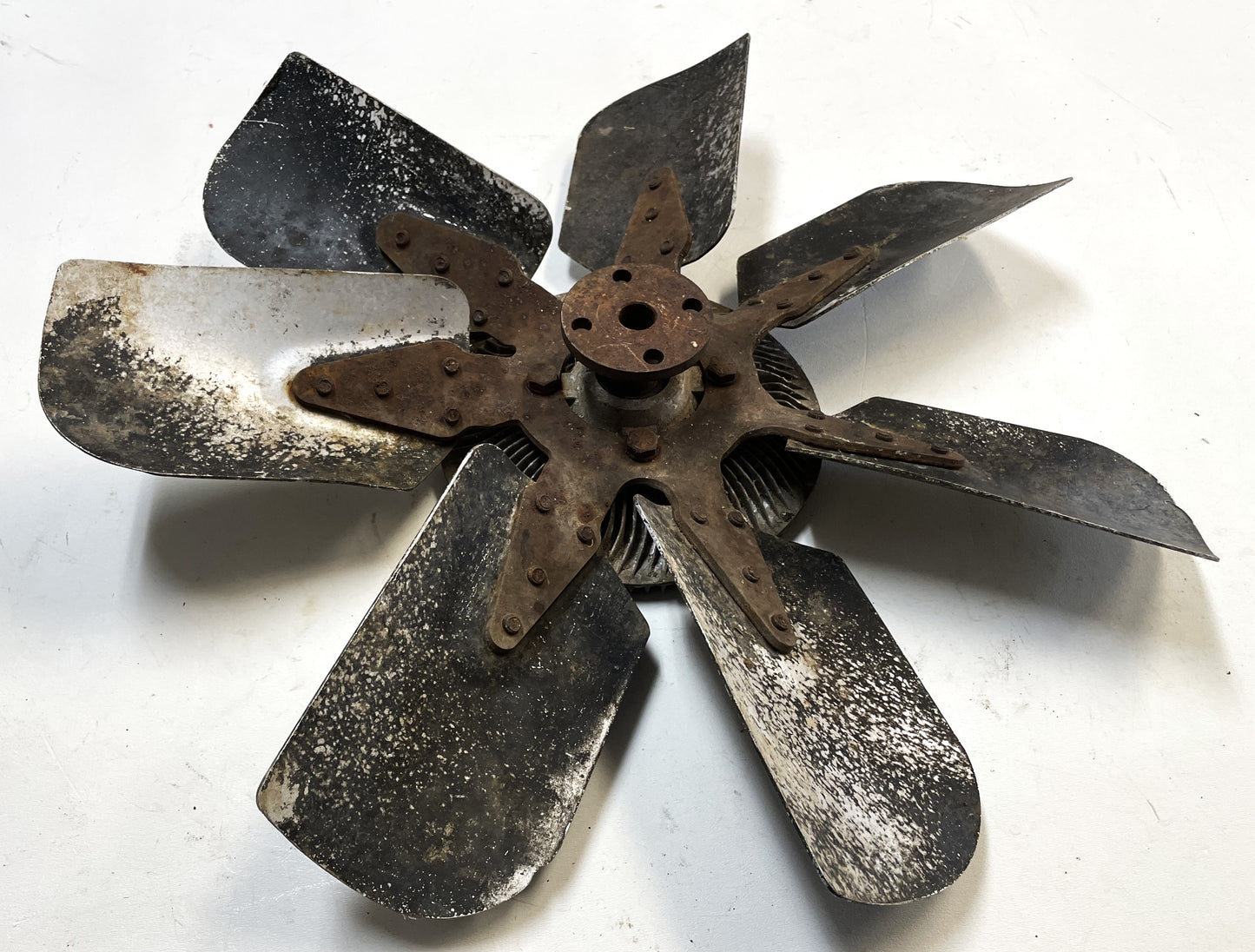Jeep CJ V8 Cooling Fan CJ7 CJ5 CJ8 304 360 J10 Cherokee Wagoneer AMC has Clutch
