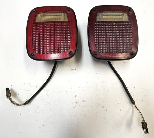 Jeep CJ5 CJ7 Tail Light Taillight Driver Passenger Side fits 76-80 CJ