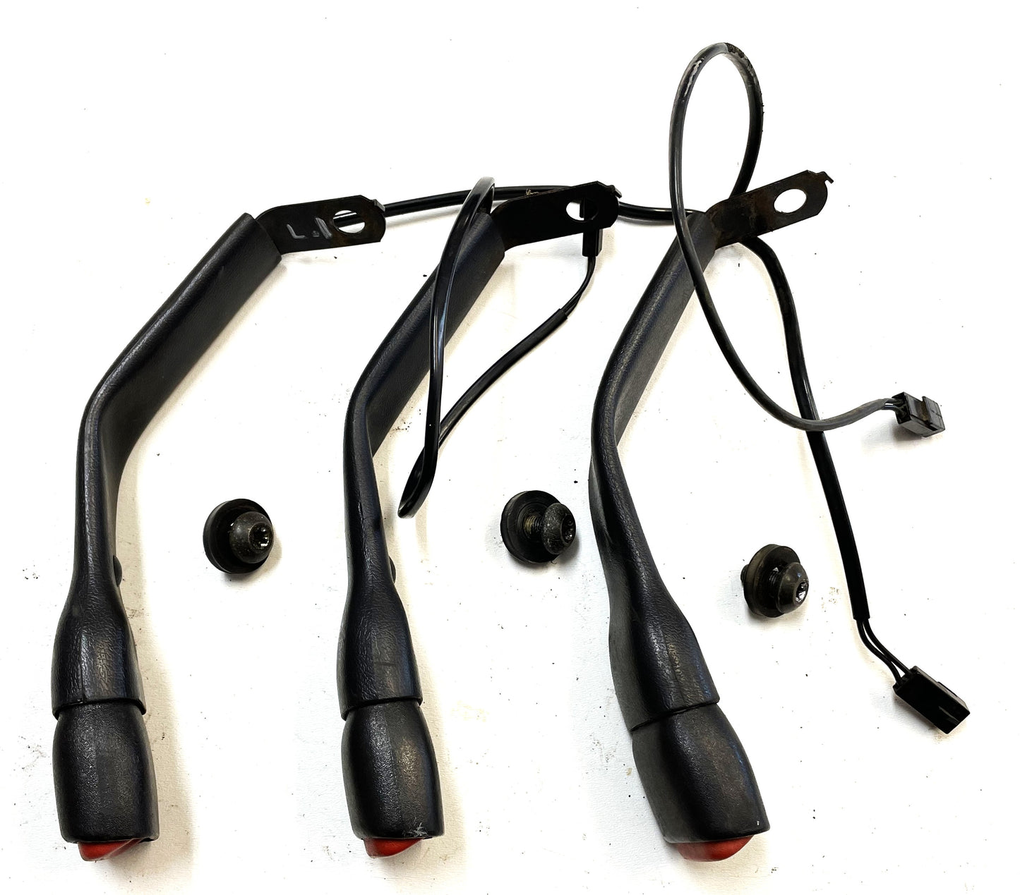 Hebilla del extremo del cinturón de seguridad delantero del conductor del Jeep Wrangler (mujer) 97-02 TJ 